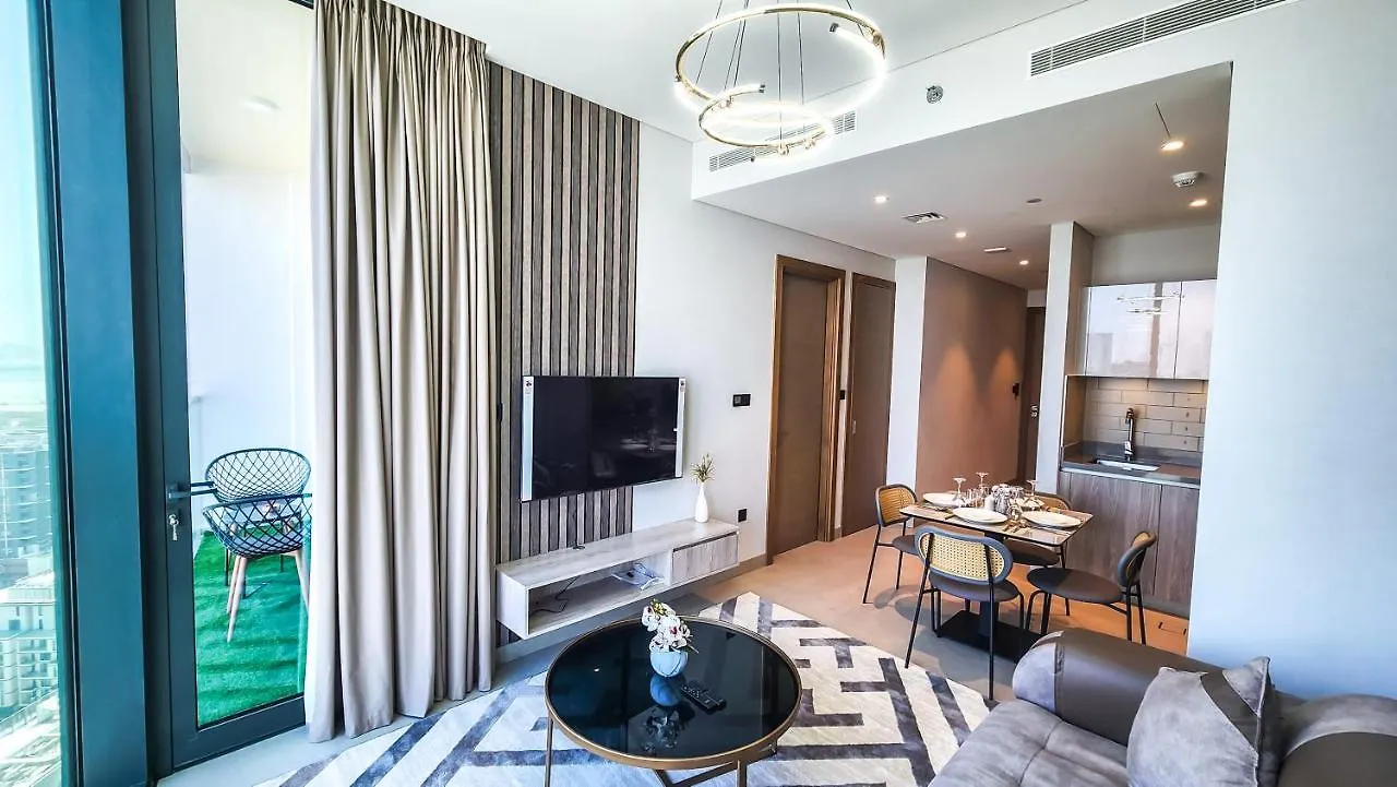 Stay By Latinem Luxury 1Br Holiday Home W2817 Near Burj Khalifa Dubai Apartment